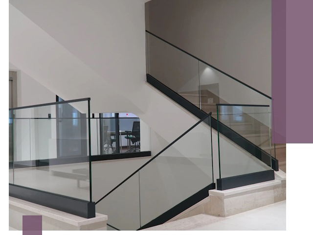 Стеклянные перила премиум-класса с установкой в Волгодонске